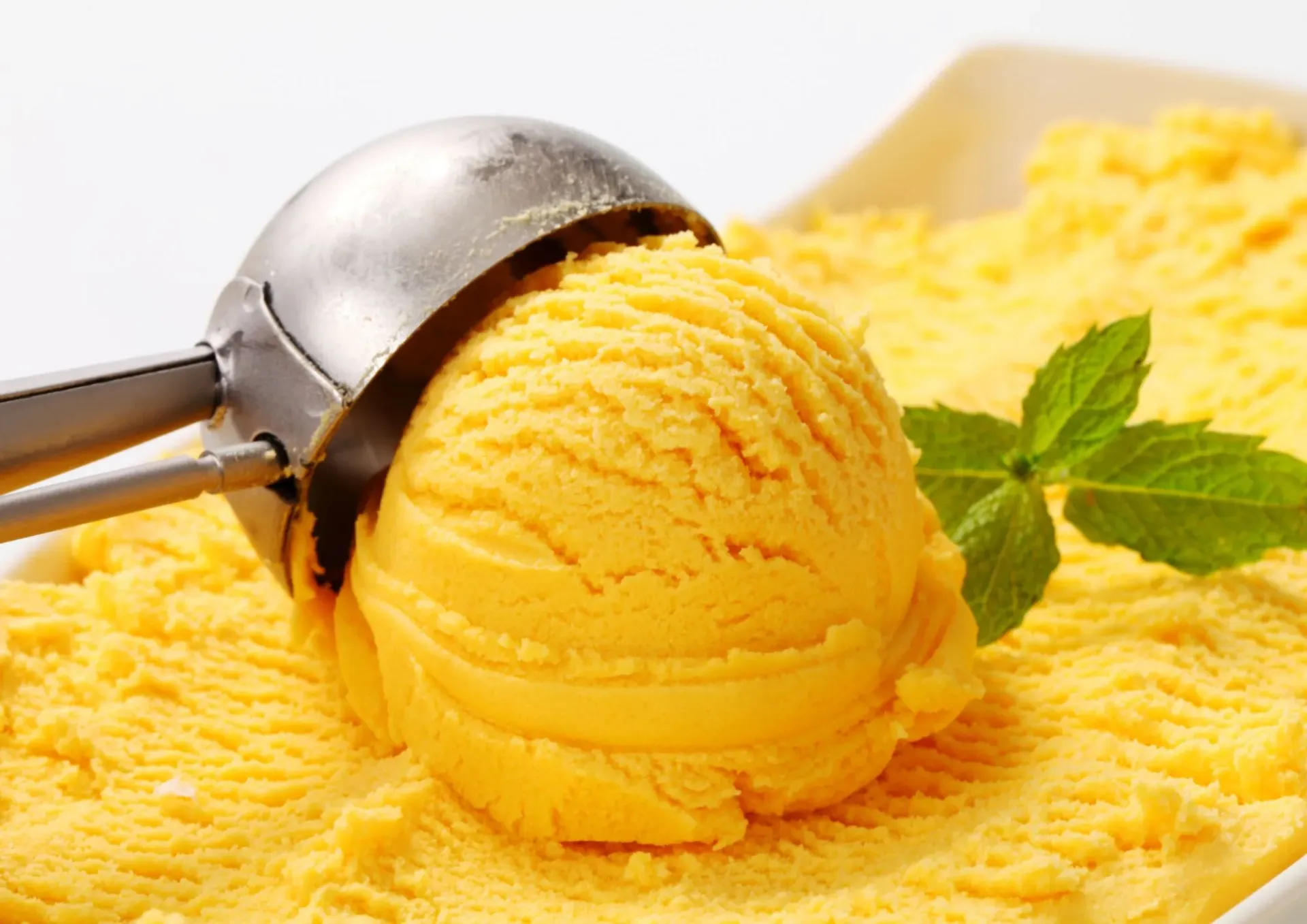 Ice-cream (Mango)