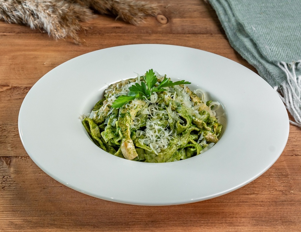 Fettucine Pesto Sauce